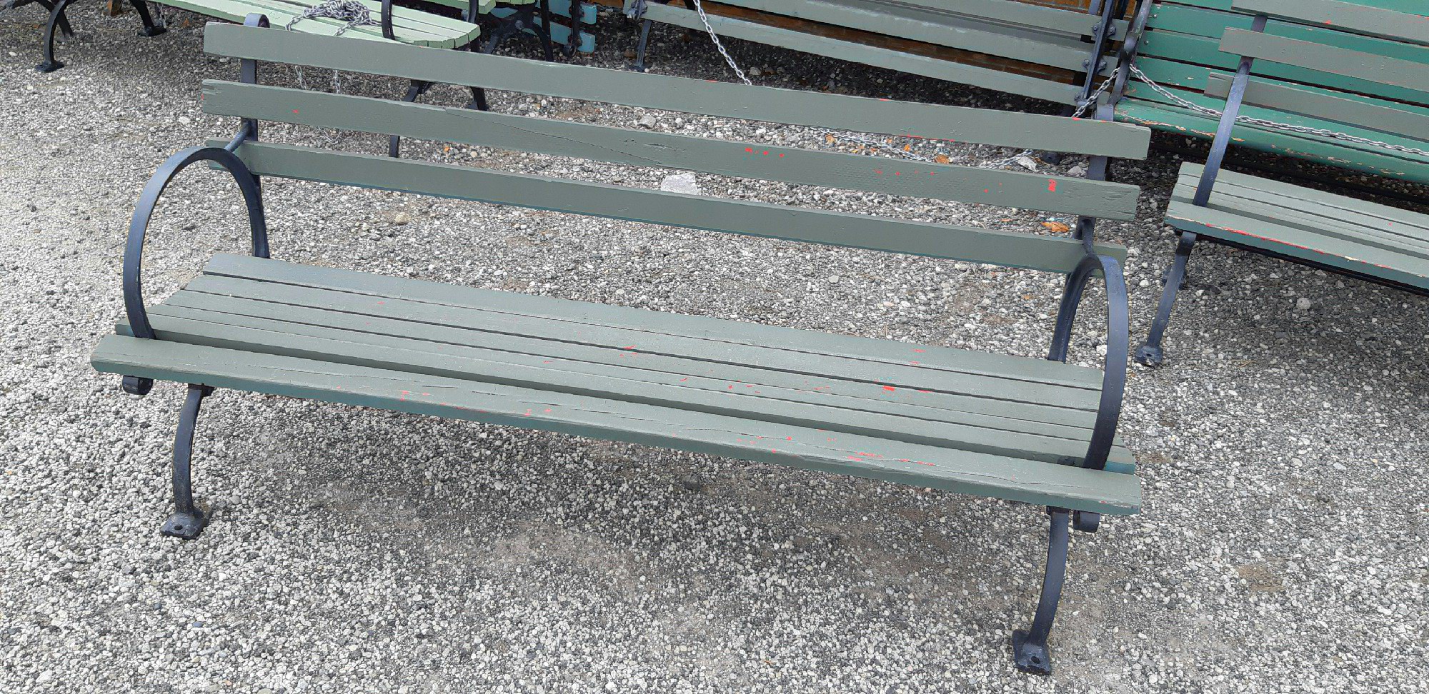 Outdoors & Greenery, Green, Wood, Metal