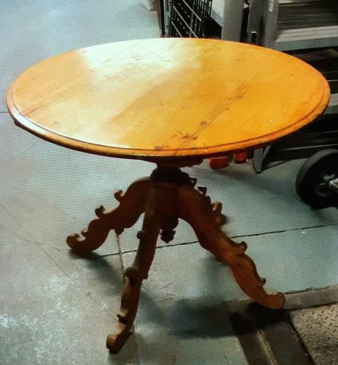 Furnishings, Blonde Wood Round Dining / Foyer Table, Light Tone Wood, Wood