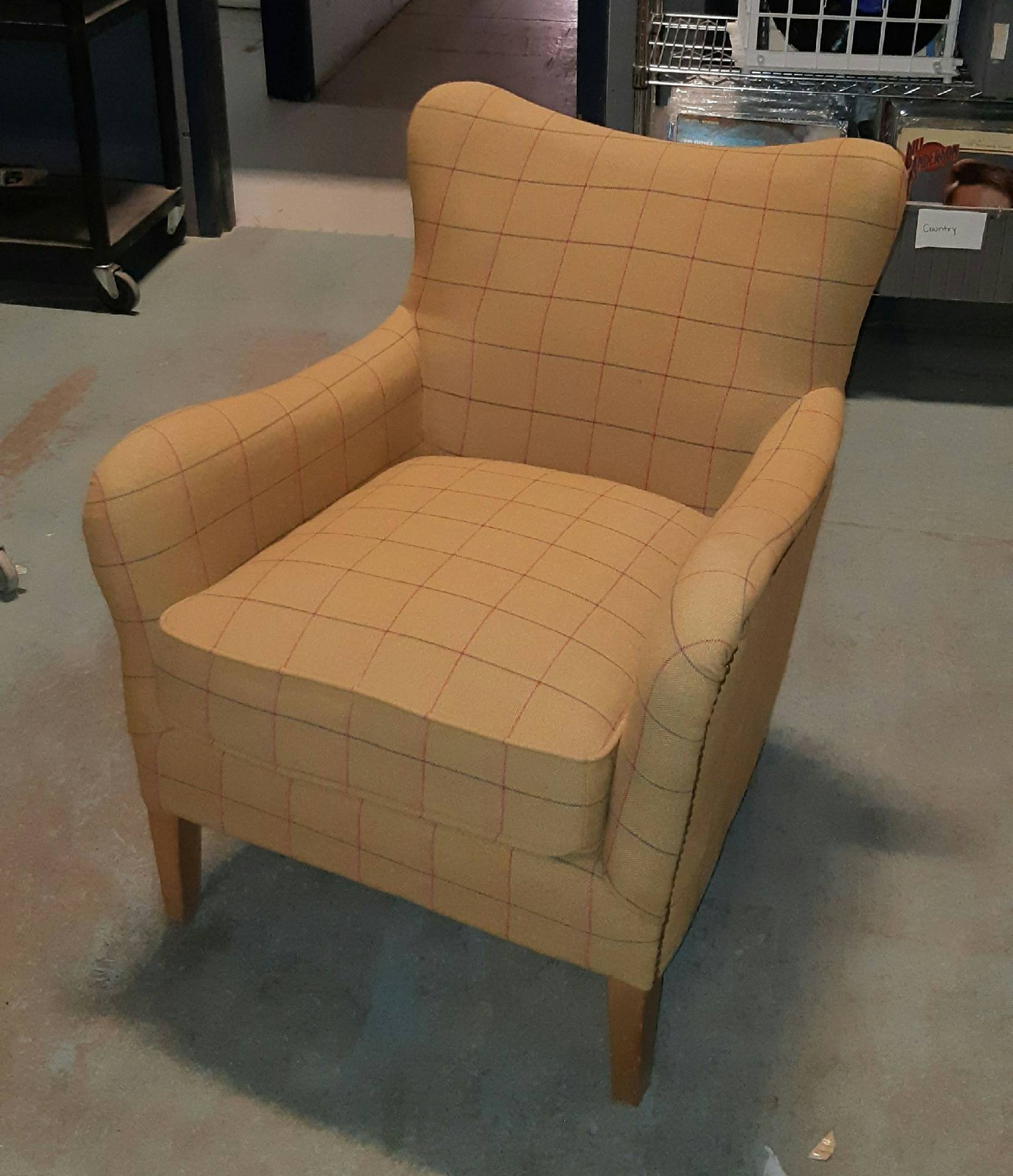 Furnishings, 29"W, 30"D, 34.5"H, Beige, Red, Black, Plaid