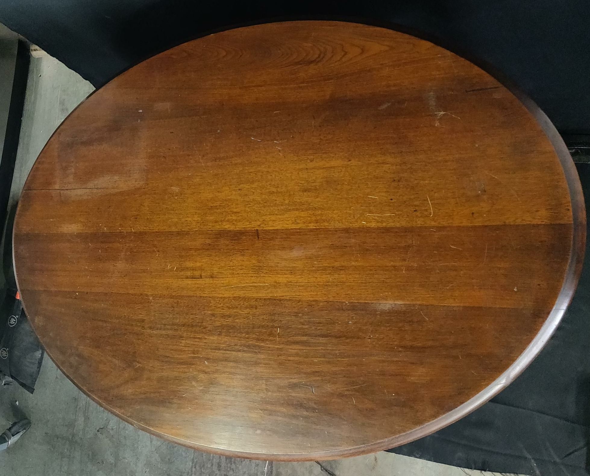 Furnishings, (LS) Round Wooden Table, 39"Dia, 28"H, Mid Tone Wood, Wood