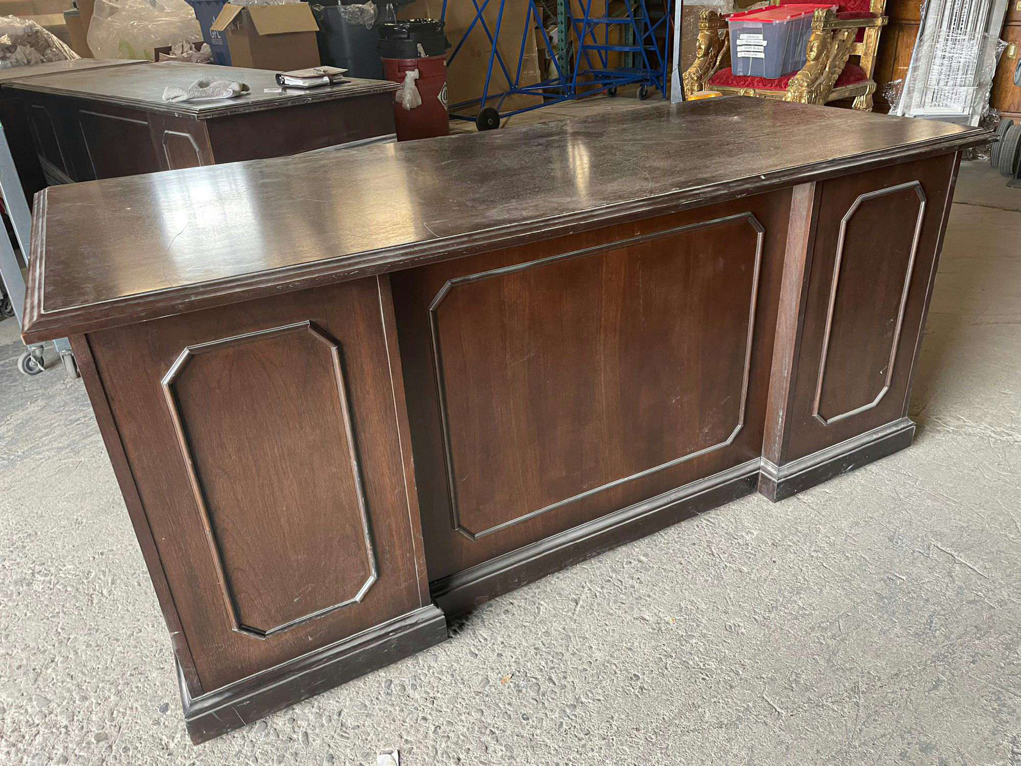 Furnishings, Mahogany