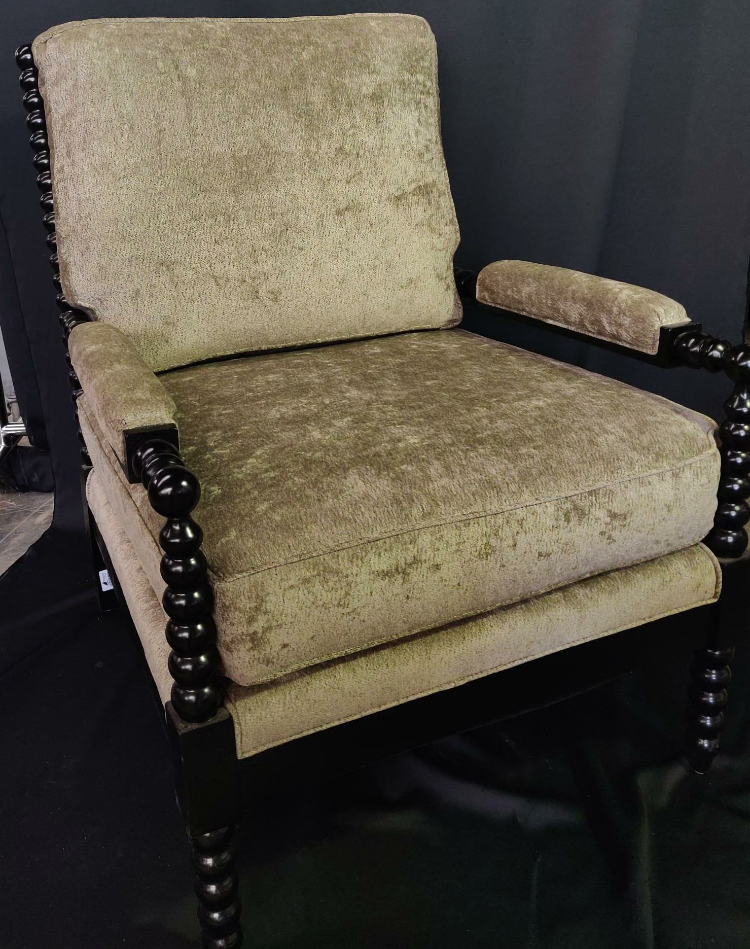 Furnishings, (LS) Crushed Velvet Armchair, 28"W, 27.5"D, 37"H, Grey, Velvet, Wood