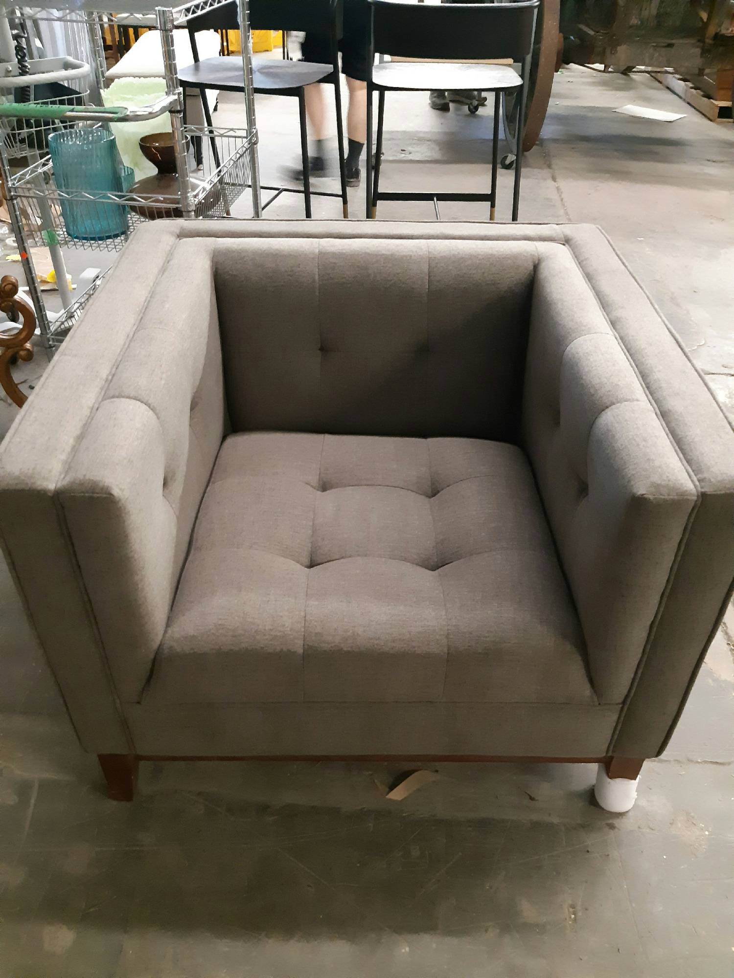 Furnishings, Tufted Club Chair, Grey, Brown, Fabric, Wood