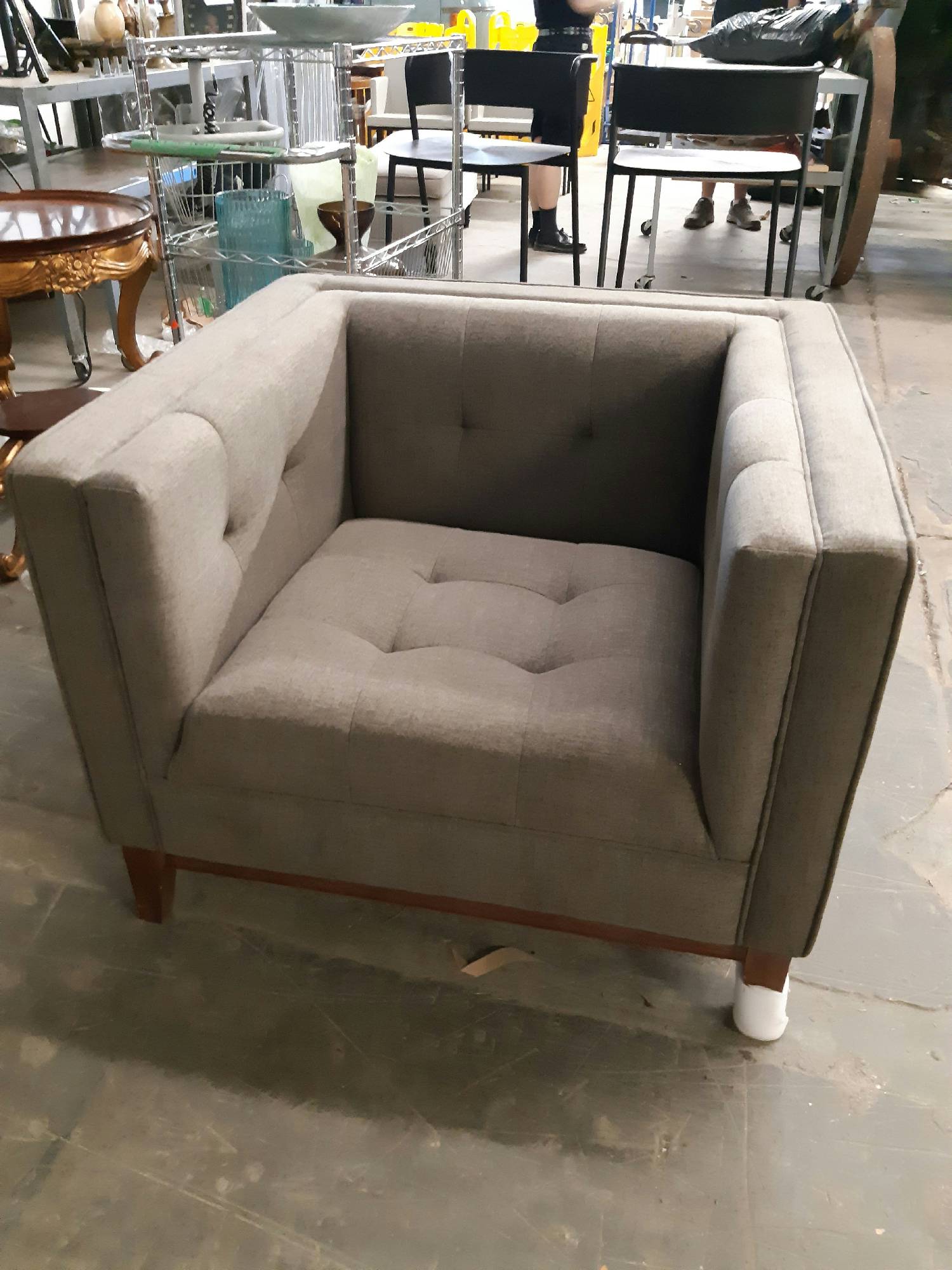 Furnishings, Tufted Club Chair, Grey, Brown, Fabric, Wood