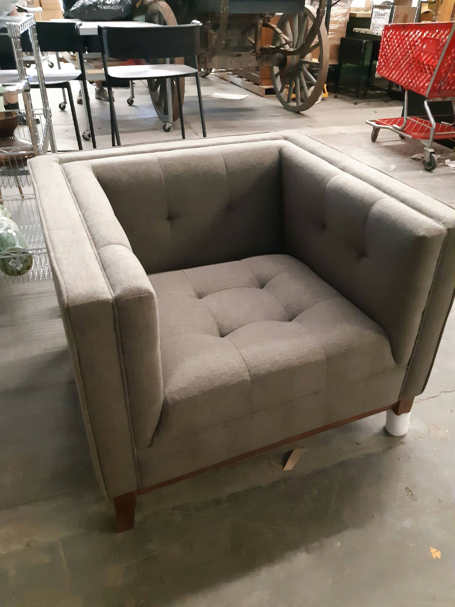 Furnishings, Tufted Club Chair, Grey, Brown, Fabric, Wood