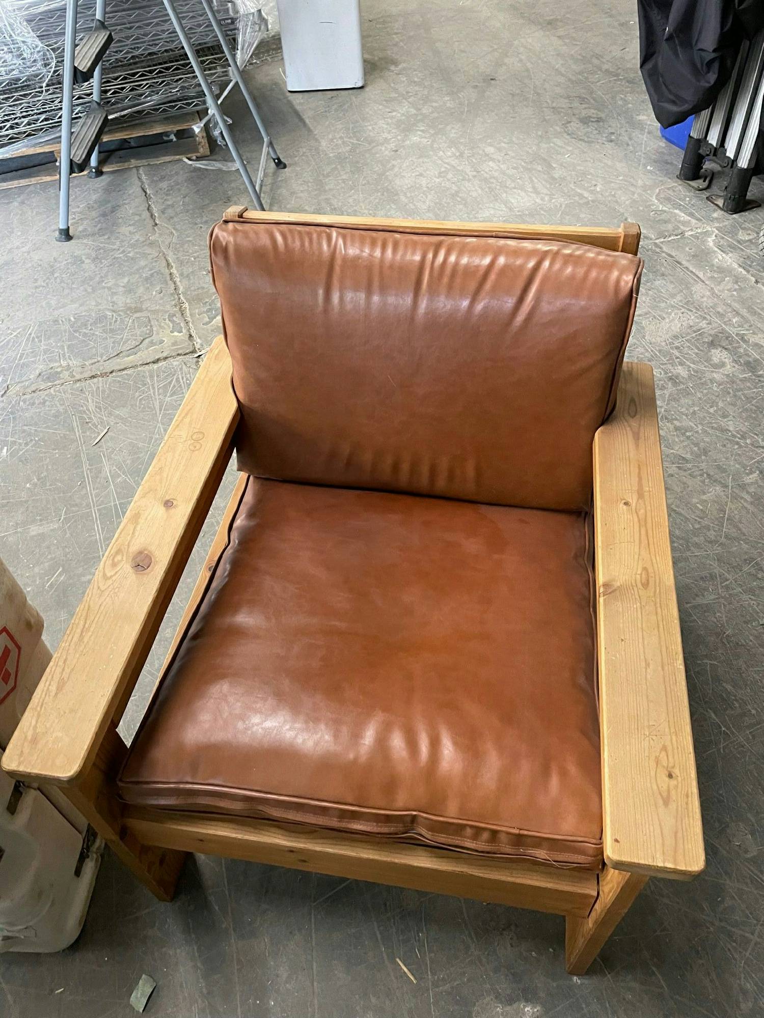 Furnishings, Brown Leather Armchair, Brown, Wood, Leather